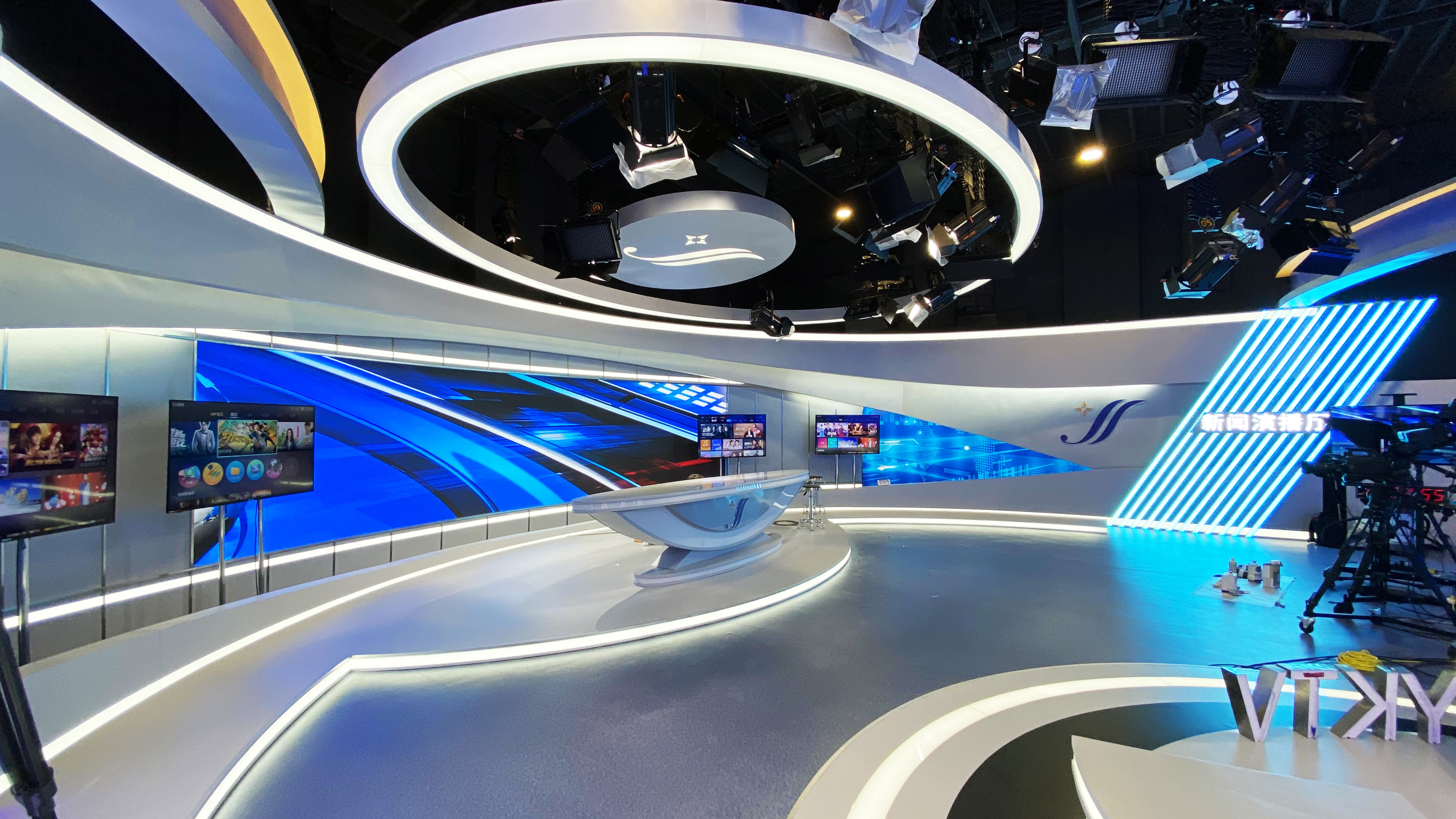 现场观看媒体报道产品