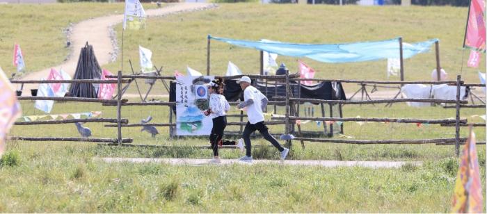 兴安盟科右前旗城中草原