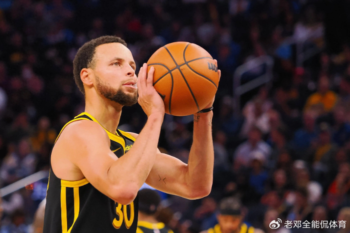 NBA巨星集体拒绝交易，球队为何不放人？